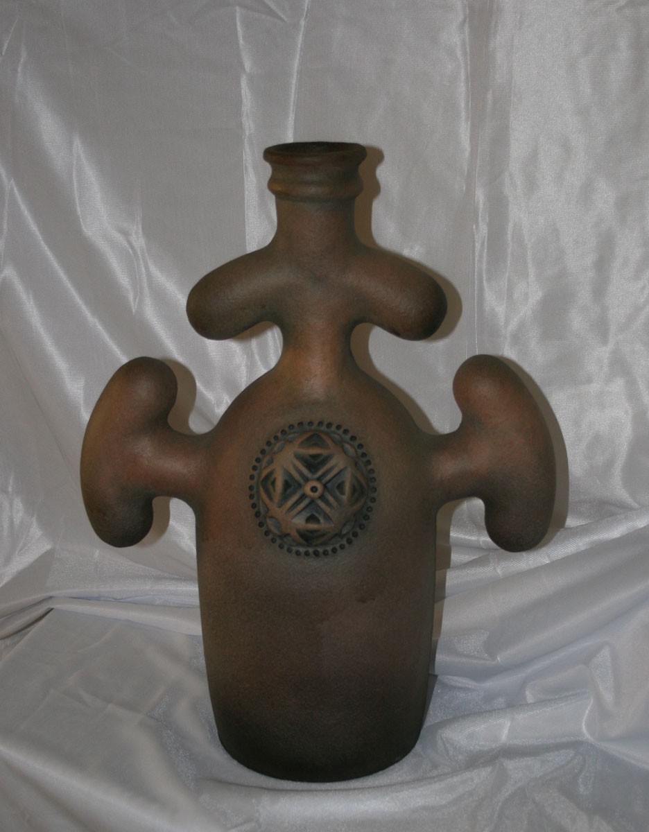 Vaza (krest). keramika h=46